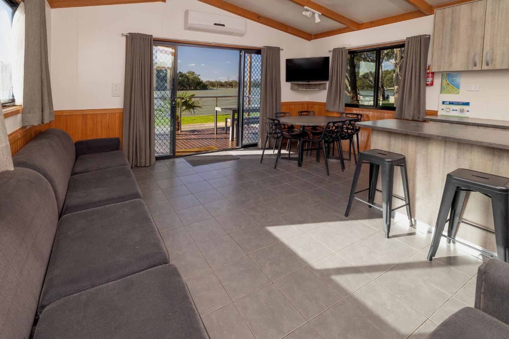 Big4 Renmark Riverfront Holiday Park エクステリア 写真