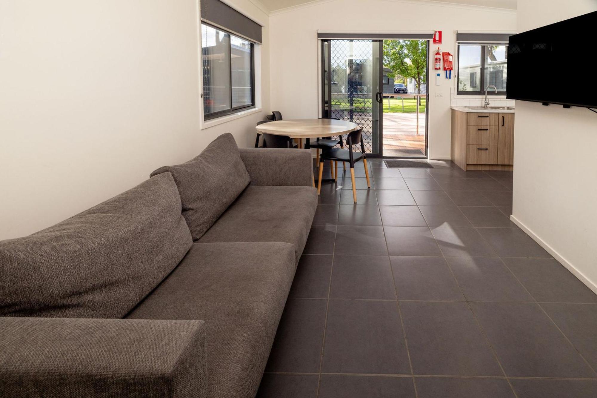 Big4 Renmark Riverfront Holiday Park エクステリア 写真