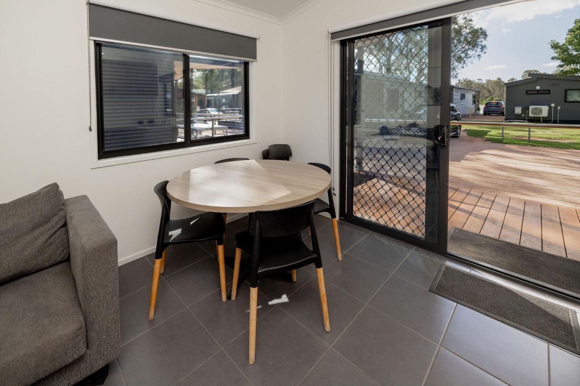 Big4 Renmark Riverfront Holiday Park エクステリア 写真