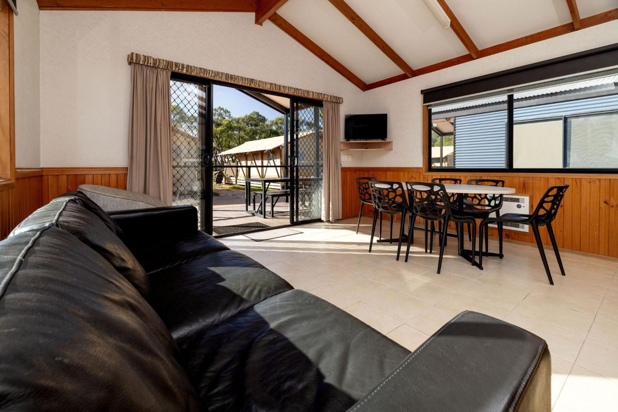 Big4 Renmark Riverfront Holiday Park エクステリア 写真