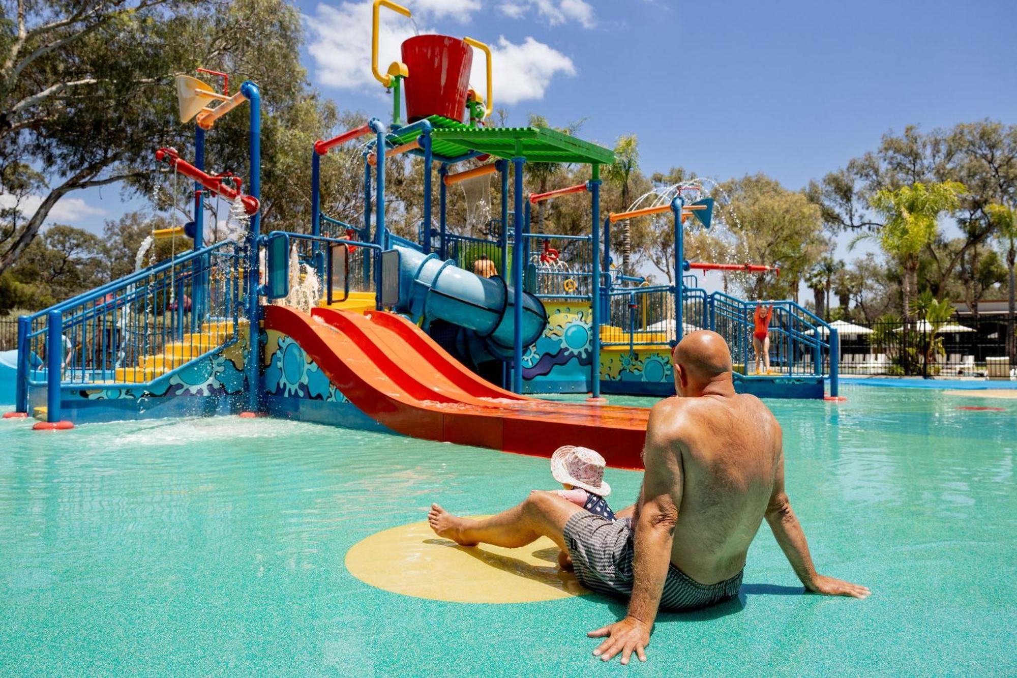 Big4 Renmark Riverfront Holiday Park エクステリア 写真